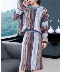 2018 осень зима два предмета Женский комплект с высокой талией трикотажная юбка средней длины и пуловер утолщенный теплый свитер вязаный