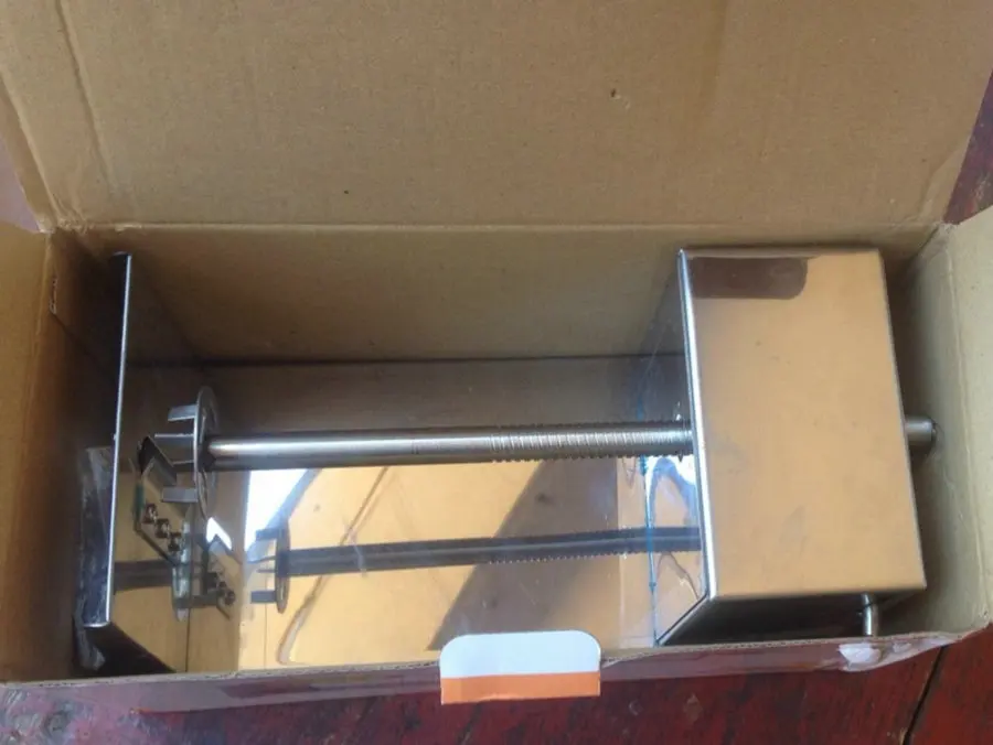 Peel potatoes machine (12)