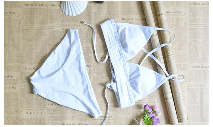 Bikinis_08