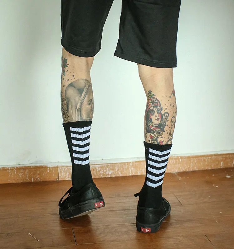 

IMINCN 1Pair sport casual stripe brand new hiphop Harajuku Cute Patter Ankle Socks Hipster Skateboard man Ankle Funny Socks