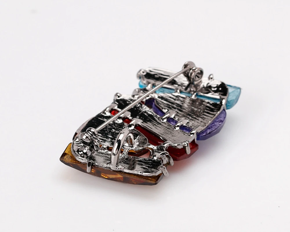 pins and brooches (2)