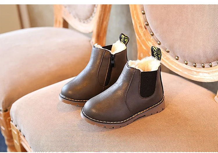 2018 Children Martin Boots Classic Style Plush Kids Boots Snow Pu Leather Warm Winter Shoes Rubber Falt Boys Girls Boots 569 (15)