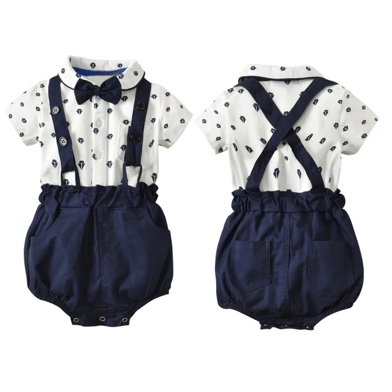 Комплект летней одежды для маленьких мальчиков; однотонные шорты на бретелях; Повседневная рубашка с короткими рукавами и галстуком-бабочкой; топы; нежные наряды; комплект одежды из 2 предметов