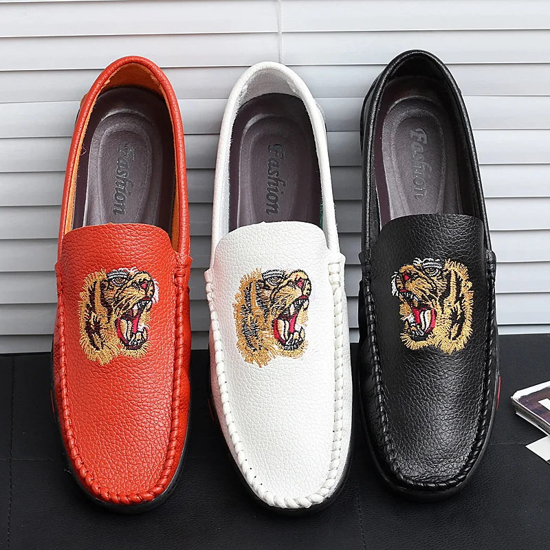 

2019 High Quality Luxury famous New Mens Shoes Casual Driving Drive Shoes Leather Comfortable Man Loafers Tiger Cat Slip On