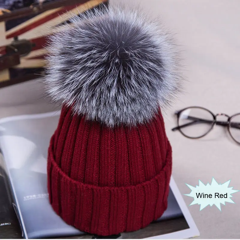 Модная детская зимняя вязаная шапочка из меха енота с помпоном-кисточкой - Цвет: Бургундия