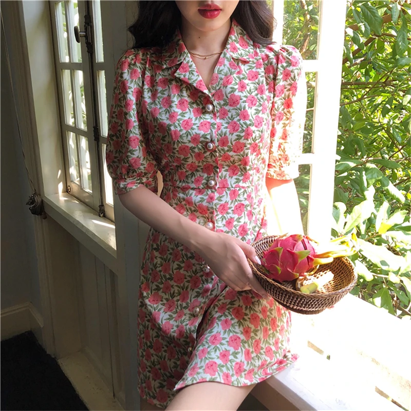 

Vintage Women Print Dress 2019 Summer Short Sleeve V-Neck Ladies Slim Mini Dresses Casual Floral Button A-line Female Dress