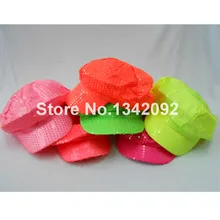 5 шт./лот, модные новые женские блестящие неоновые, флюоресцентные Цвет блесток с закруглёнными краями и пуговицей сверху такси шапка берет с козырьком Кепки