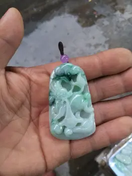 

Natural yu carving in Burma yu carving is a necklace of kylin pendant./