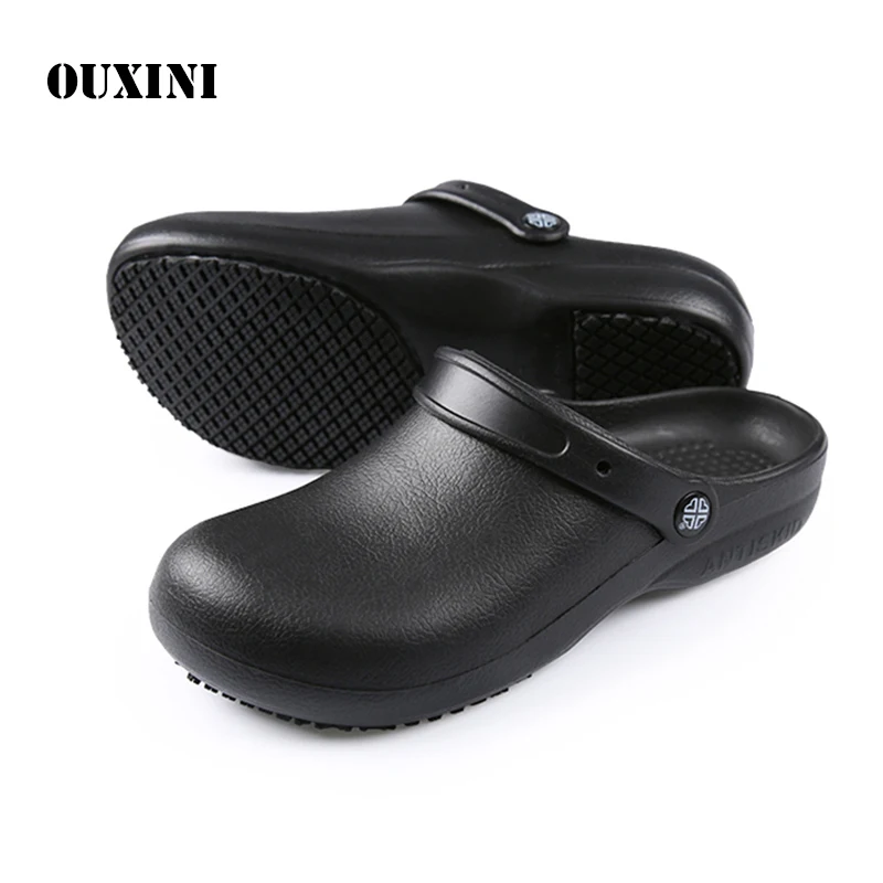 

Chef Waiter Shoes Non Slip Chef Kitchen Working Slippers Garden Shoes Summer Breathable Beach Flat With Shoes Mules Clog Men EVA