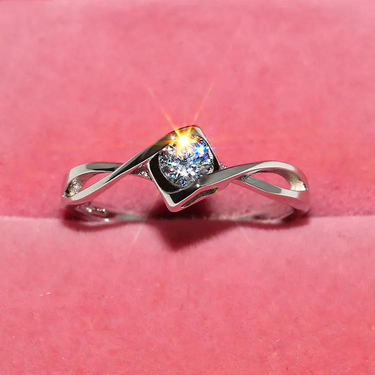 

Luxury Female Small Round Engagement Ring Cute Fashion 925 Silver Crystal Zircon Stone Ring Vintage Wedding Rings For Women