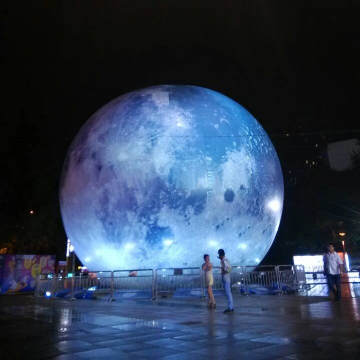 4M Tall giant inflatable moon ball with LED light inflatable