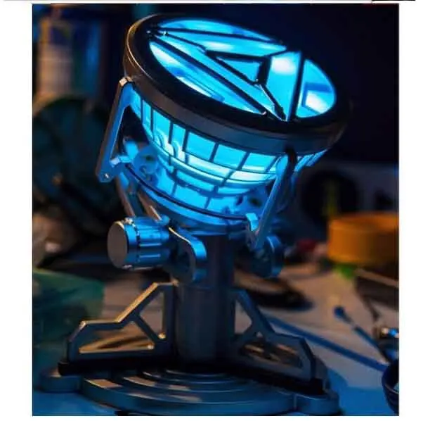 

Iron Man Reactor With LED Light Toys Legend 1:1 Scale Iron Man 3 PVC Action Figure Toy Brinquedos Anime Toys