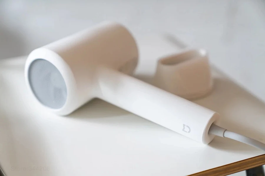hair dryer 2