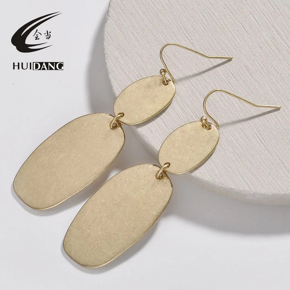 

Women jewelry accessories of worn gold metal drop earring new fashion modern women's earrings 2019
