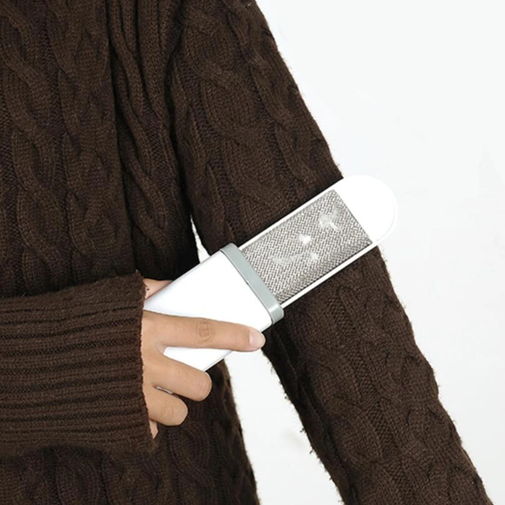 

1PC Portable Hair Remover Static Brush Magic Fur Cleaning Brushes Reusable Device Dust Brush Electrostatic Dust Cleaners 100gA