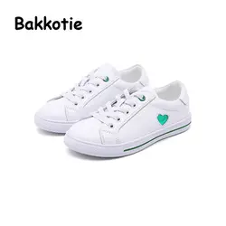 Bakkotie 2018 Демисезонный для маленьких мальчиков Мода для девочек обувь для отдыха сердце Повседневное дышащая спортивная тапки малыш тренер