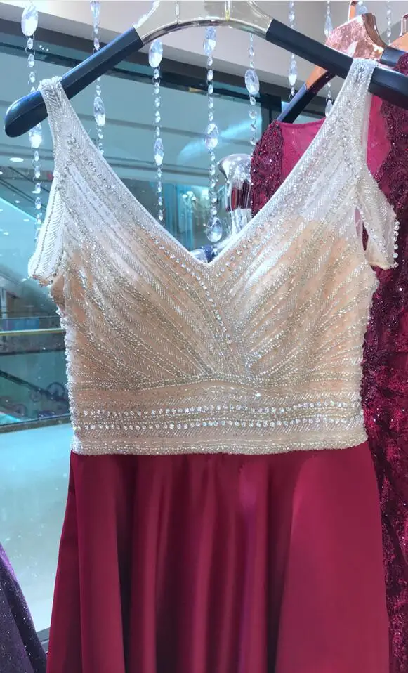 Evening Dresses Long Formal Wear 2019 Women Prom Gowns Beading Crystal Champagne Green Satin A Line V Neck Backless Party Luxury Evening Dresses Long Formal Wear 2019 Women Prom Gowns Beading Crystal Champagne Green Satin A Line V Neck Backless Party Luxury