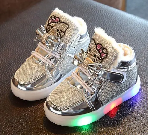 

Bling Princess Winter boot Children's Casual LED Shoes Keep Warm Shiny Skin kids Shoes Fashion Girls Glowing Boot with fur