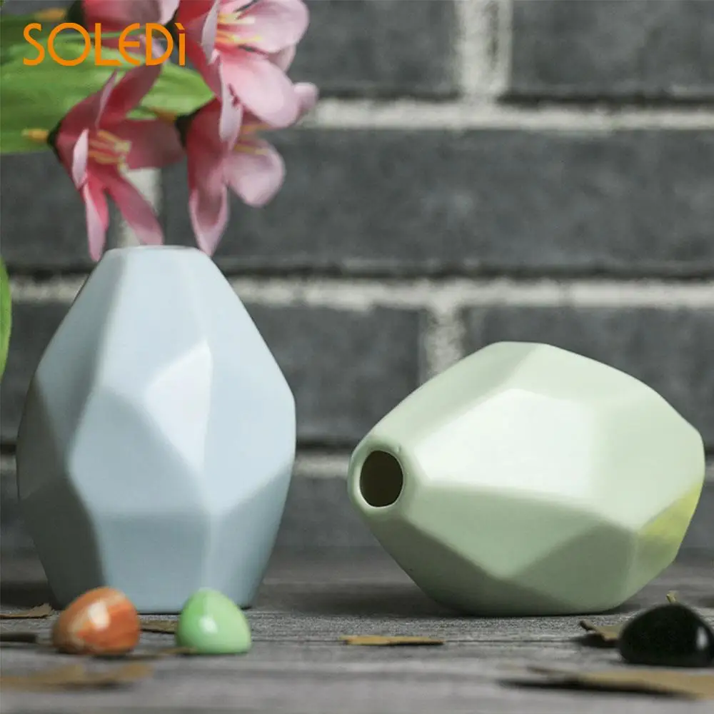 1pc-Europe-Ceramic-Vase-Home-Garden-Rhombus-Pattern-Ceramic-Pottery-Flower-Pot-Mini-Vase-Wedding-Decor (3)