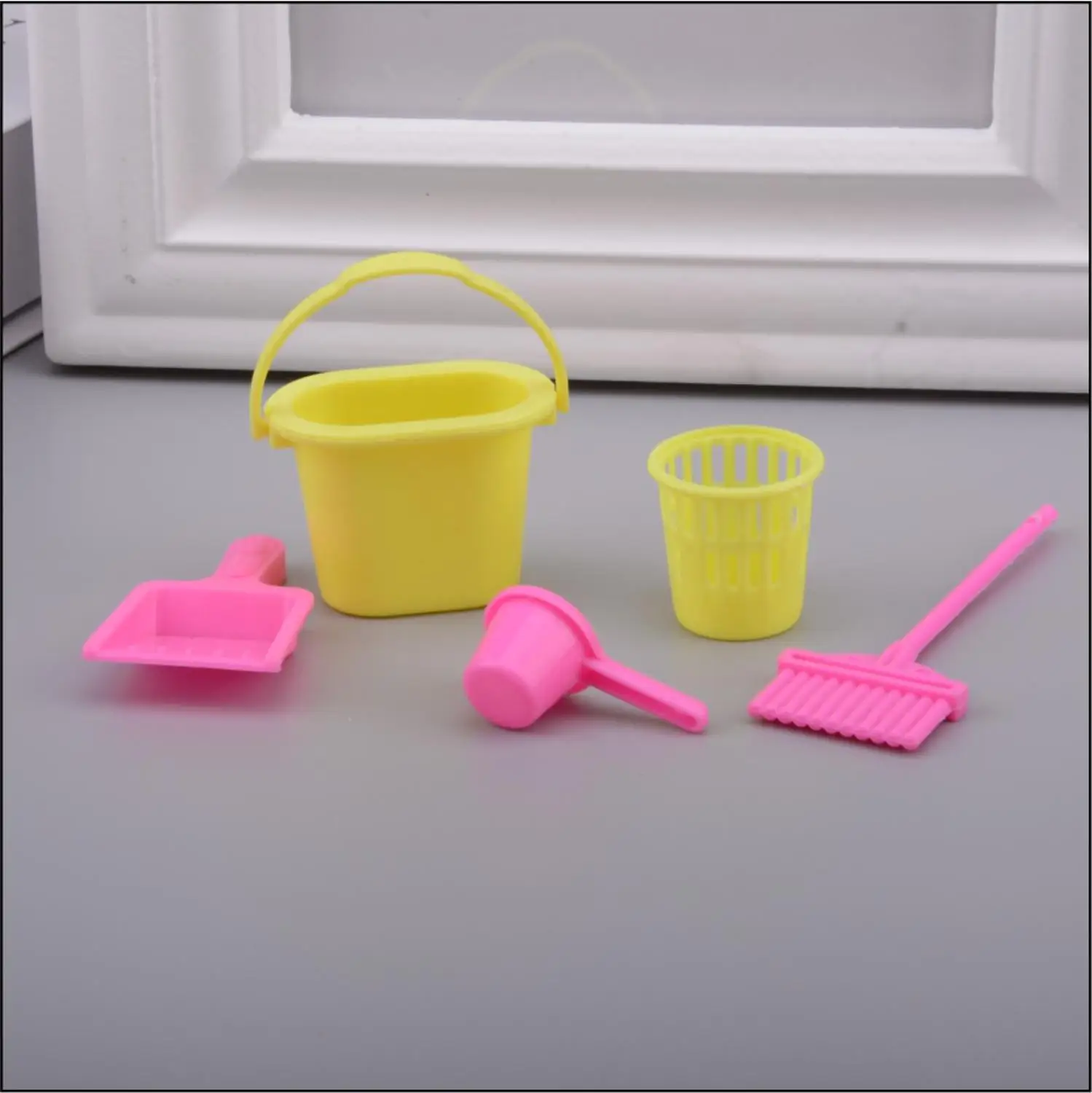 1SET Mini Doll Accessories Household Cleaning Tools BJD Doll Accessories For Barbie playhouse Kids Educational pretend Toy - Цвет: 4