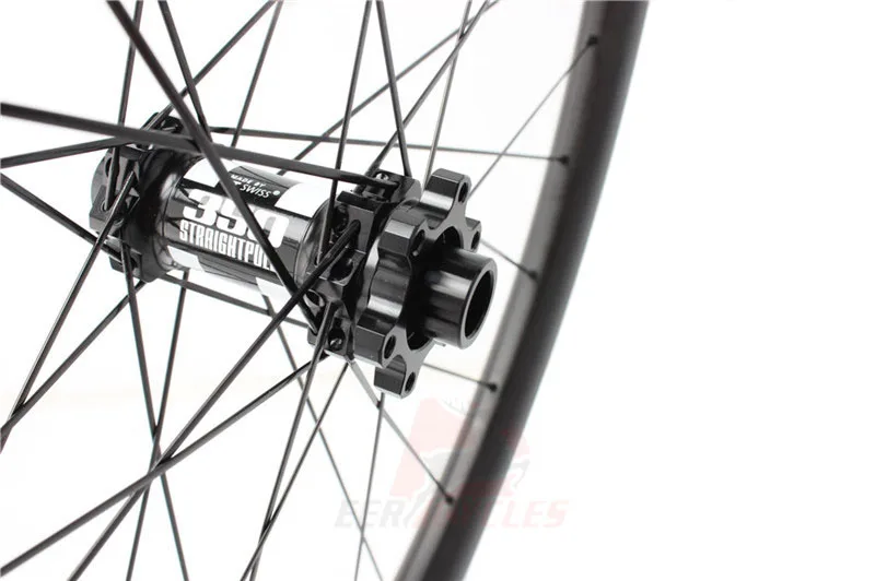 30mm x 33mm asymmetric mtb carbon wheel set