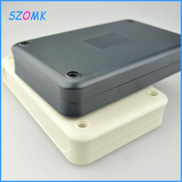 plastic box (1).jpg