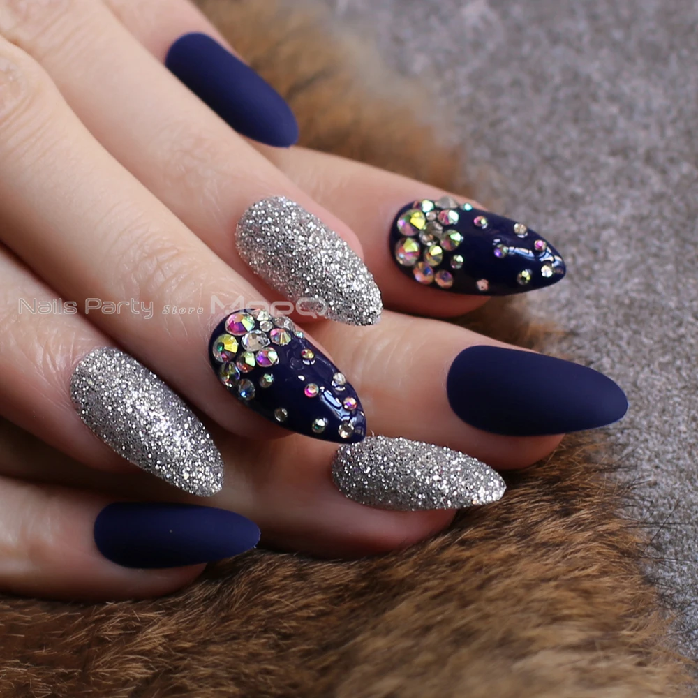 15 Stiletto Nail Designs You'll Be Obsessed With - College Fashion