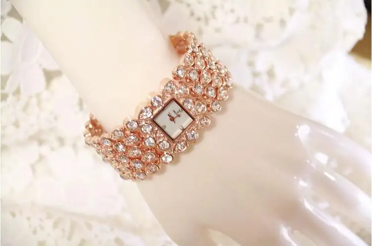 

2014 New Arrial Fashion Women Rhinestone Watches Diamond Austria Crystal Ladies Dress Watch Female Wedding Jewelry Bangles