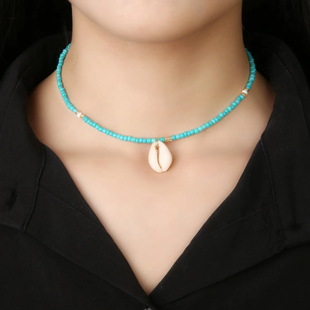 Fashion Natural Green Stone Beads Sea Conch Shell Short Chain For Women Charming Ocean Cowrie Metal Silver Gold Necklace Choker