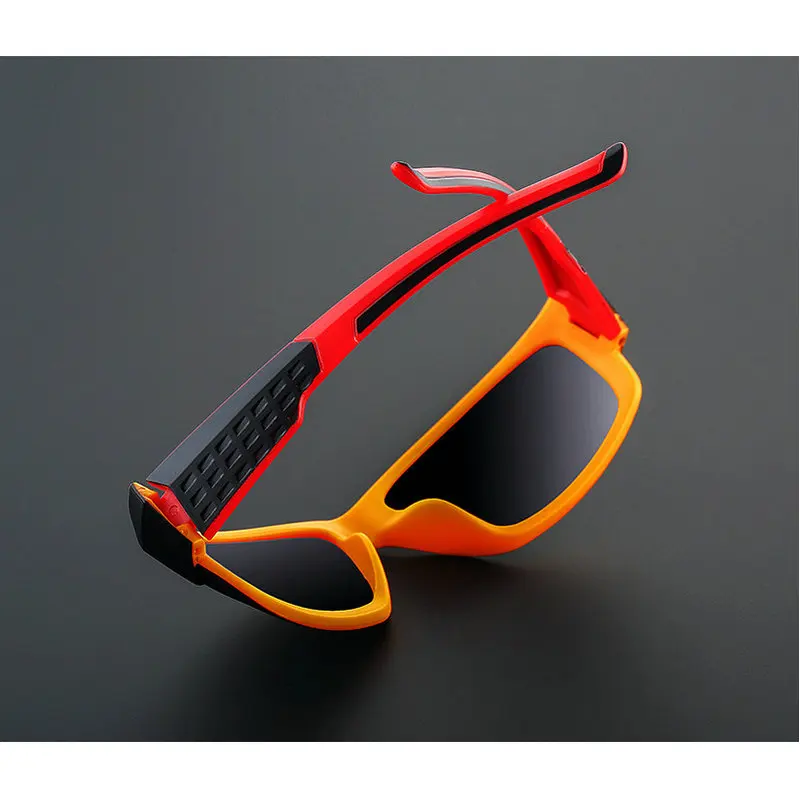 9180934384_218575476