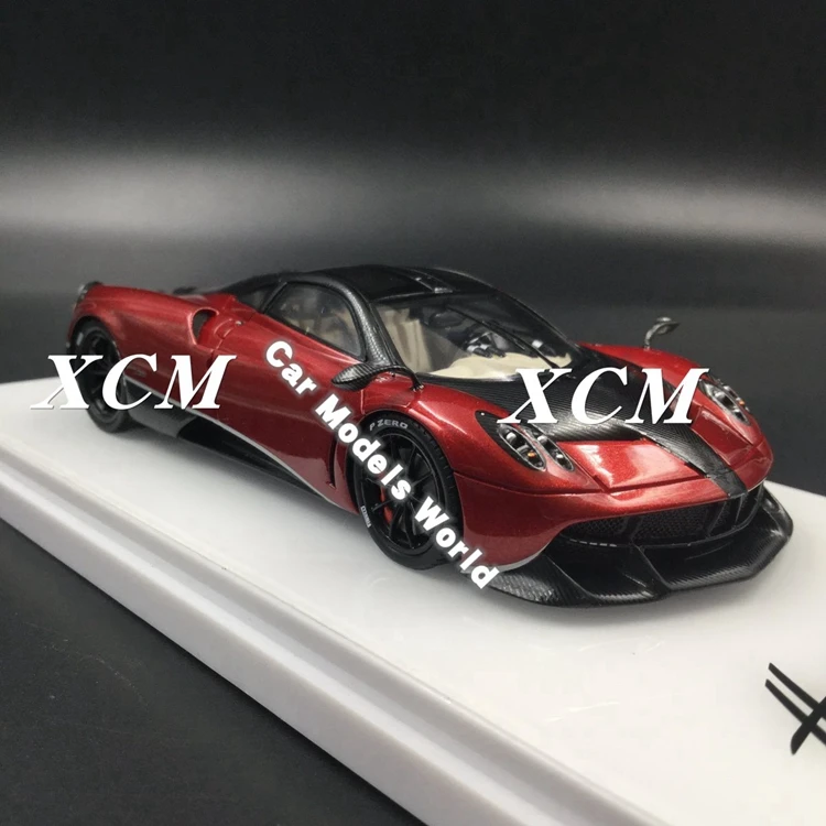 Полимерная модель автомобиля для TSM модель Huayra Pacchetto темпеста 1:43(красный)+ маленький подарок