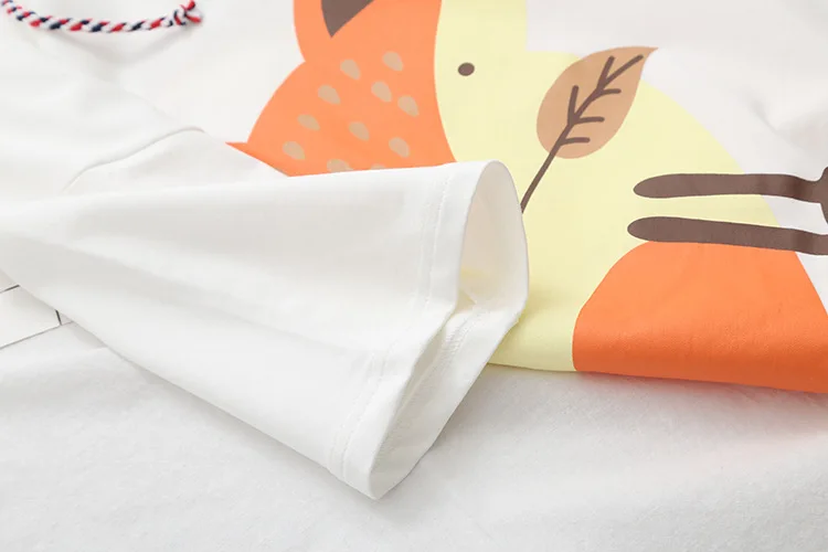 Летняя Новинка; Женская белая футболка с капюшоном и принтом в виде лисы; свободная Студенческая футболка