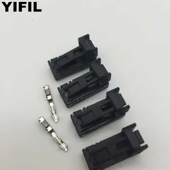 

100pcs/lot 2 Pin/Way Female Car Door Lamp Connector License Plate LED light Plug For Audi Volkswagen Skoda 4B0 971 832 4B0971832