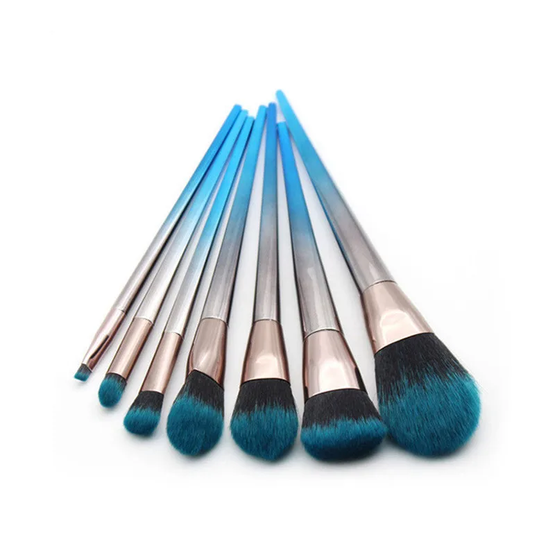 

Newest 4/7Pcs/Set Soft hair Makeup Brush Tools Cosmetic Brush Foundation Eyeshadow Eyeliner Lip Powder Brush Pinceau Maquillage