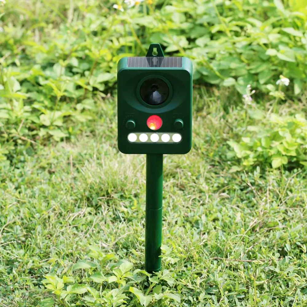 Professional Solar Power Infrared Sensor Animal Cats Dogs And Outdoor Bird Repeller Strong Ultrasonic Wave RCT-512 Green