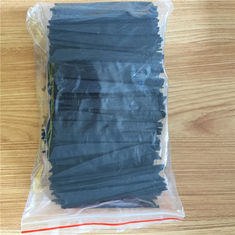

200PCS 4 Inch Black Shield Cut TPU Plastic Vane Feather Fletch Arrows Archery For Yourself Hunting And Shooting Outdoors