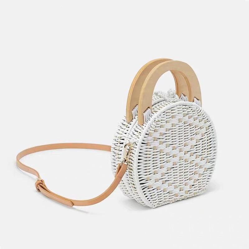 10697008260_1429865215