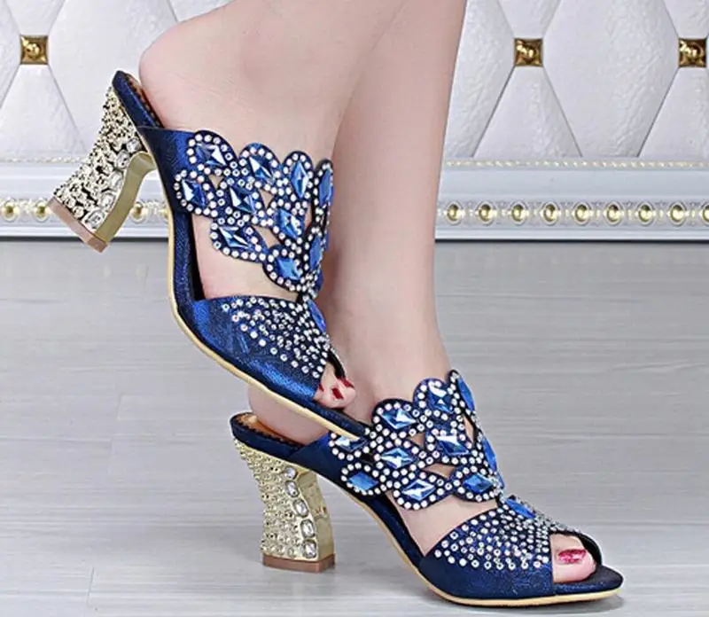 Г. модные летние сандалии-гладиаторы на Высоком толстом каблуке, на танкетке женские высококачественные шлепанцы со стразами и открытым носком - Цвет: blue thick heels