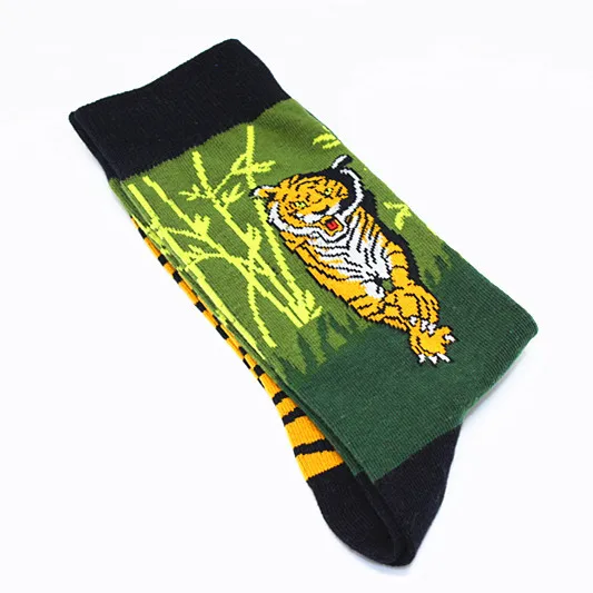 Fashion cotton fashion hip hop men's socks trend Harajuku shark tiger flamingo skateboard happy socks men's Christmas gift socks - Цвет: 11