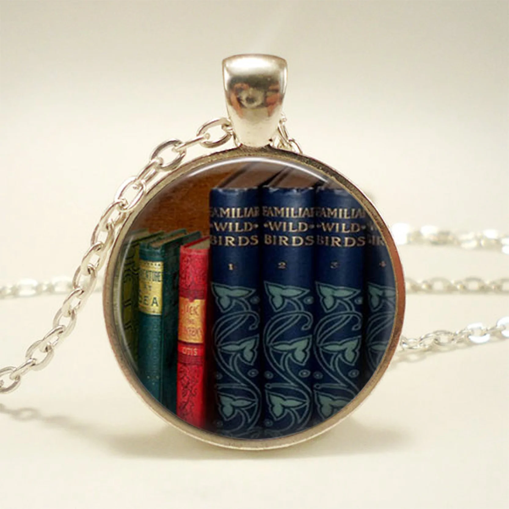 New Fashion Necklace Glass Dome Vintage Library and Books Pendants Necklace For Students Teachers And Librarians Necklace