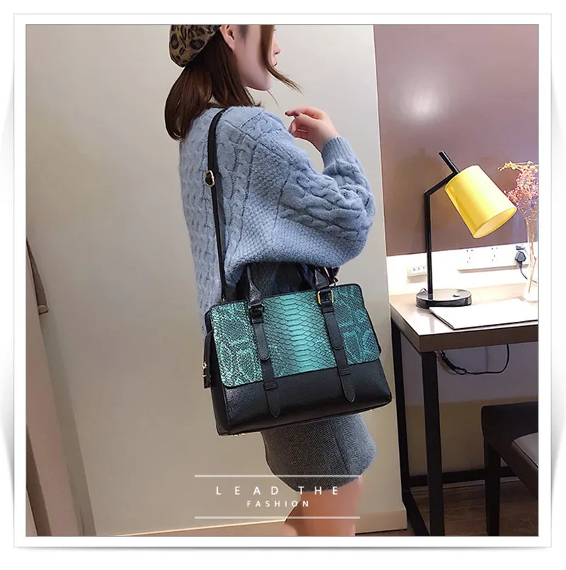 Fashion Serpentine Pattern Women Handbag Big Snake Skin PU Leather Crossbody Female Bag Brown Green Sac Femme Large Shoulder Bag