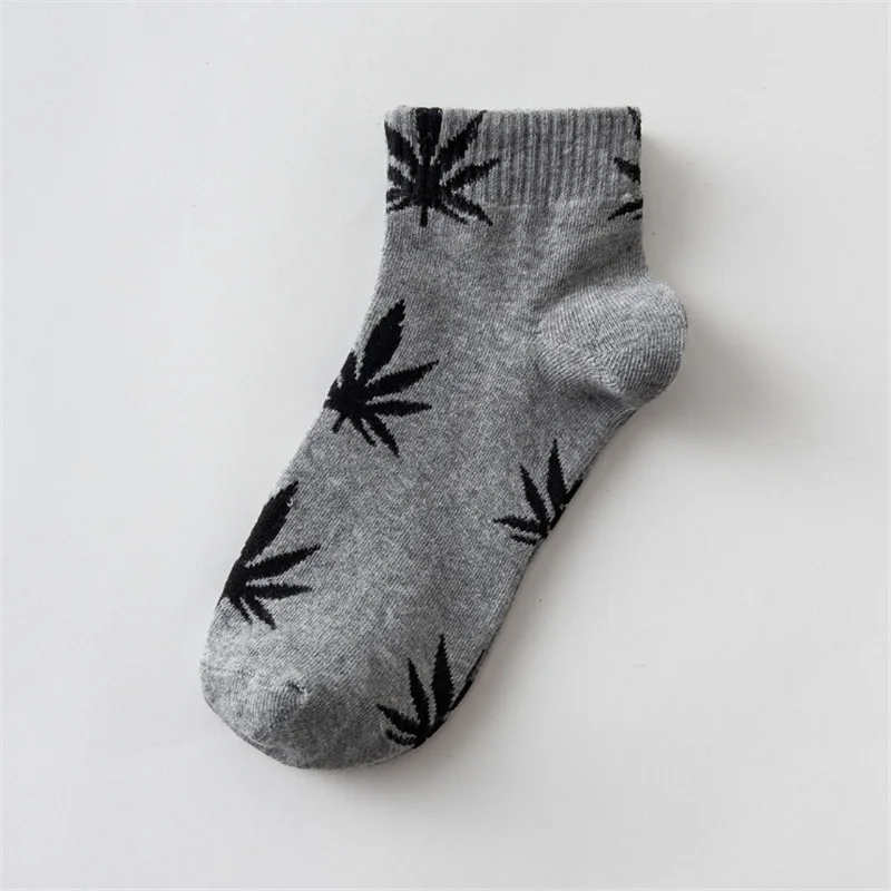 Moda Socmark Summer Women Men's Funny Ankle Socks Hemp Meias Long Happy Maple Leaf sokken Cotton Weed Grass White Black Socken - Цвет: 52171