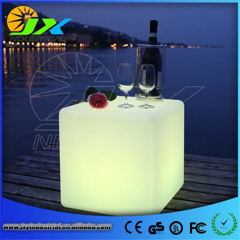 

1 piece unbreakable waterproof 35CM GLOWING SEATING CUBES rechargeable luminous cube led bar chair barstools with remote control
