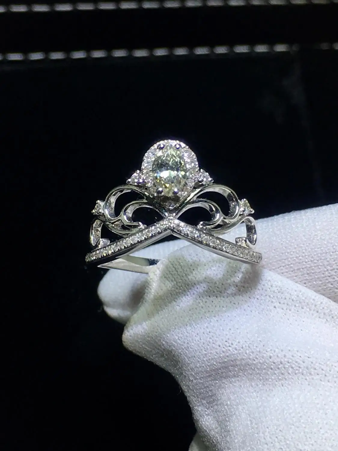

Fine Jewelry Real Pure 18 K Gold 100% Natural White Diamond 0.3ct Wedding Engagement Female Rings for Women Fine Diamonds Ring