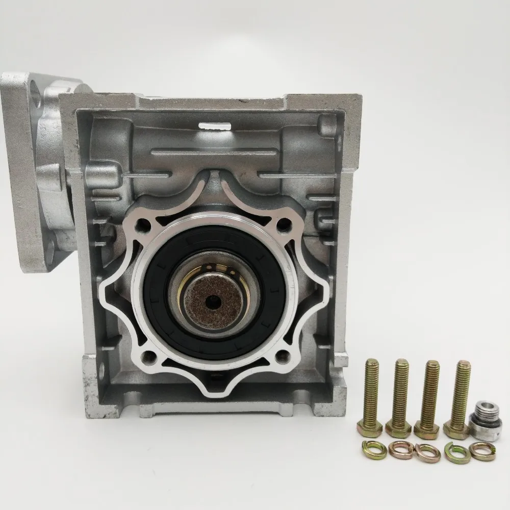 NMRV050-10 with short output flange (6)