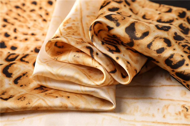 10468206066_672427820