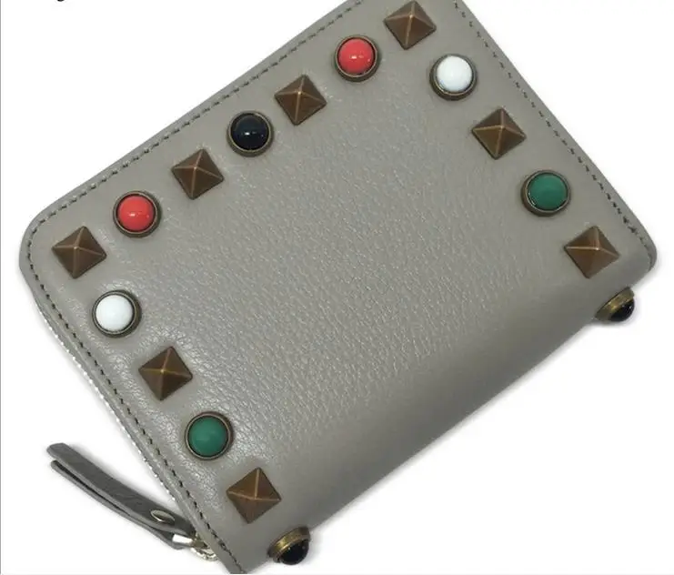 

famous Colorful Metal Rivet Short Wallet 100% Genuine Leather Zipper Card Wallet Student Lady Credit Card Holder Zipper Wallet