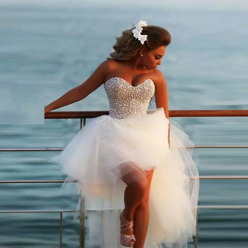 2016-Ball-Gown-Wedding-Dress-Sweetheart-Sleeveless-Lace-up-Hi-Lo-Organza-and-Tulle-with-Crystal (1)