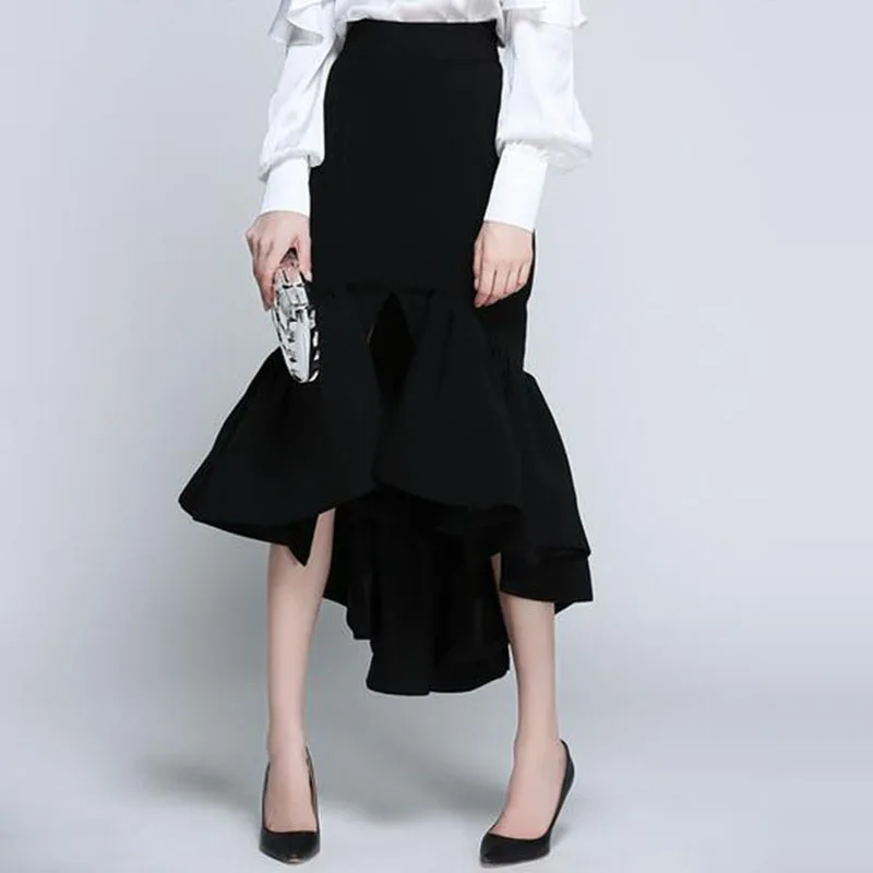 skirt suit