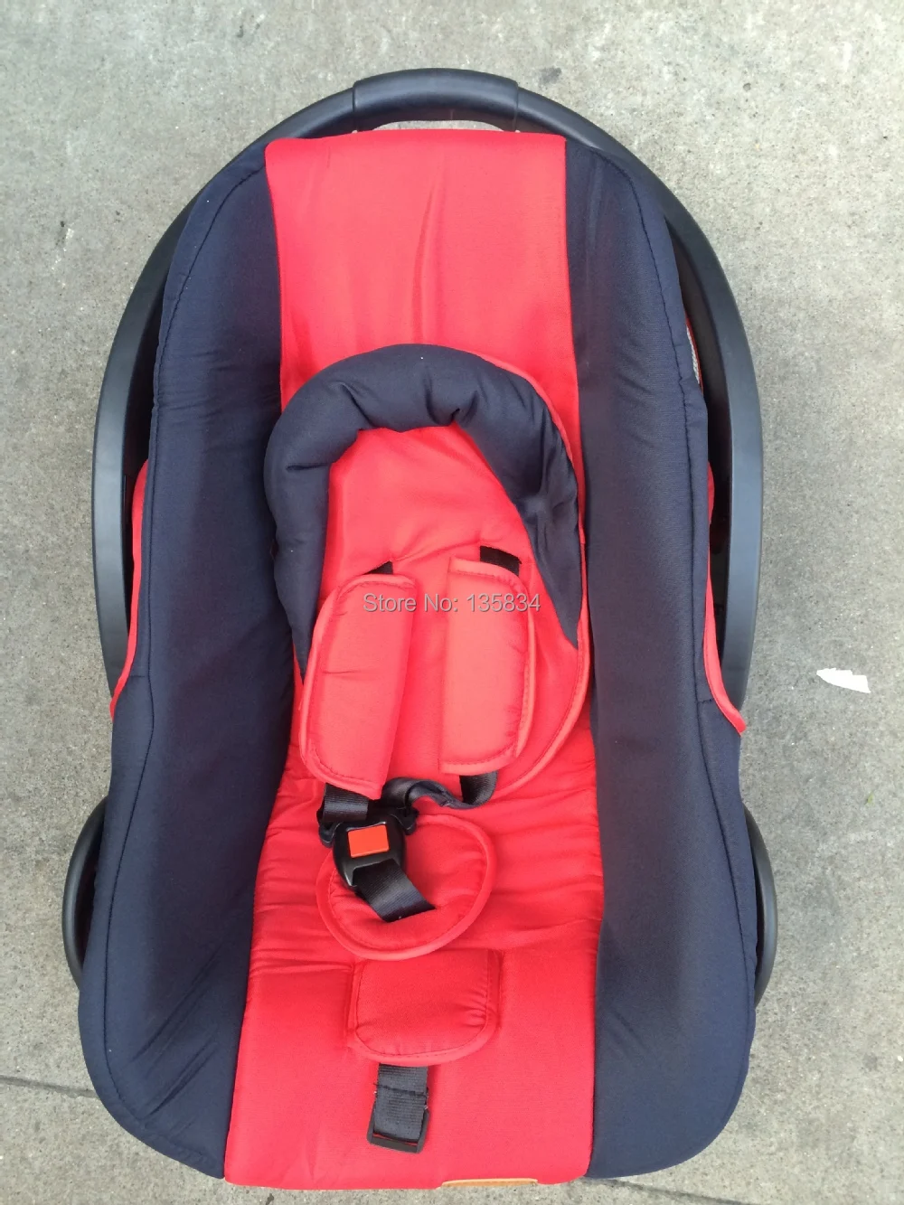 Car seat red.JPG